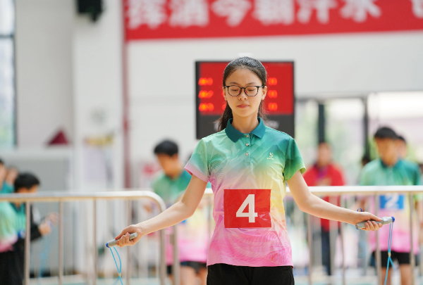 2024年南明区初一年级学业水平体育考试有序进行(图2) 2024年南明区初一年级学业水平体育考试有序进行(图2)