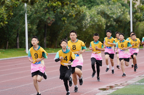 2024年南明区初一年级学业水平体育考试有序进行(图5) 2024年南明区初一年级学业水平体育考试有序进行(图5)