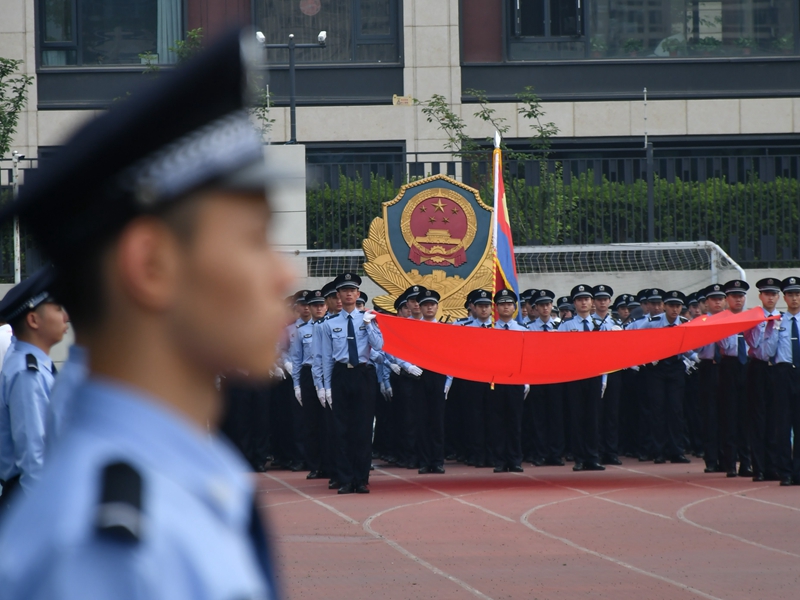 安徽警官职业学院2024年体育大会顺利召开(图4) 安徽警官职业学院2024年体育大会顺利召开(图4)