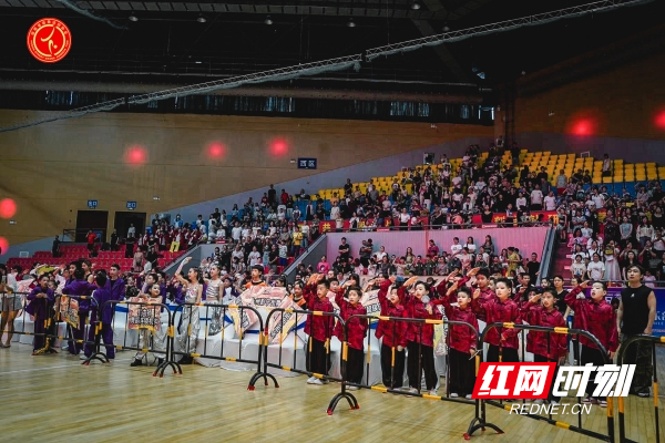 1126人参加!2024年湖南省第四届街舞公开赛郴州站开赛(图1) 1126人参加!2024年湖南省第四届街舞公开赛郴州站开赛(图1)