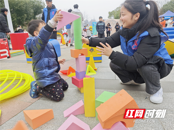 打通服务群众最后一公里 2024年湖南省全民健身志愿服务活动启动(图5) 打通服务群众最后一公里 2024年湖南省全民健身志愿服务活动启动(图5)