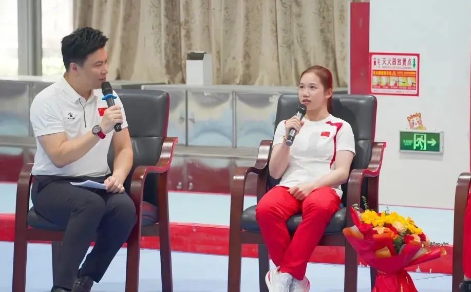 广东省二沙体育训练中心举办跳水、游泳、体操项目奥运健儿分享交流会(图4) 广东省二沙体育训练中心举办跳水、游泳、体操项目奥运健儿分享交流会(图4)