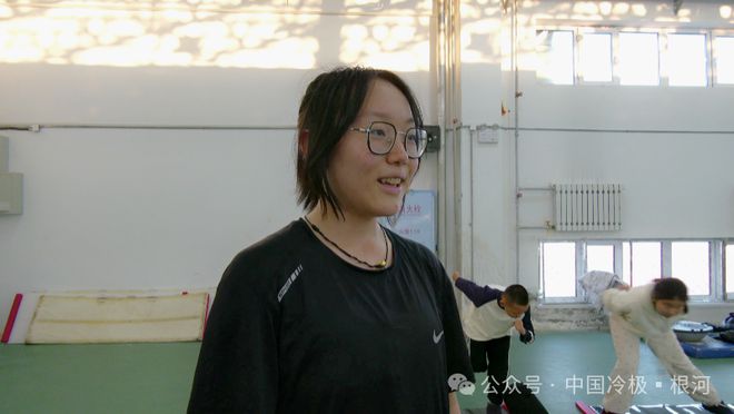 根河市业余体育运动学校速滑队训练热火朝天(图4) 根河市业余体育运动学校速滑队训练热火朝天(图4)