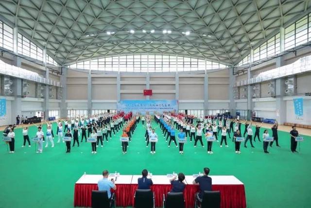 凝聚力量 绽放风采 2024年上海市体育局系统职工广播操比赛举行(图2) 凝聚力量 绽放风采 2024年上海市体育局系统职工广播操比赛举行(图2)