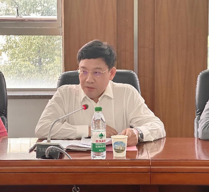 学校召开2024年体育工作会议(图2) 学校召开2024年体育工作会议(图2)