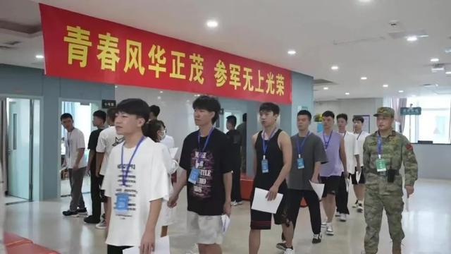 健康中国看山西:太原市杏花岭区中心医院2024十个关键词带你回顾“杏医人”的风雨兼程(图26) 健康中国看山西:太原市杏花岭区中心医院2024十个关键词带你回顾“杏医人”的风雨兼程(图26)