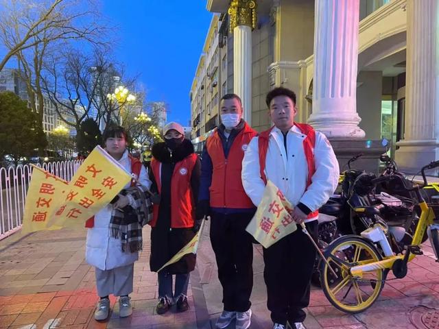 健康中国看山西:太原市杏花岭区中心医院2024十个关键词带你回顾“杏医人”的风雨兼程(图22) 健康中国看山西:太原市杏花岭区中心医院2024十个关键词带你回顾“杏医人”的风雨兼程(图22)