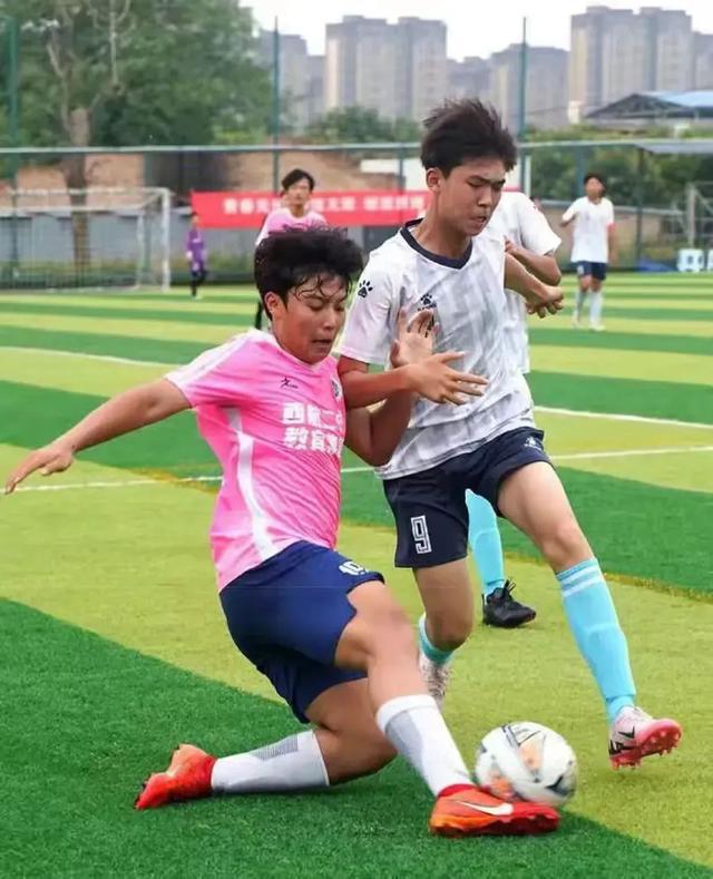 西安市西航二中教育集团汉都新苑中学体育社团风采展示(图5)