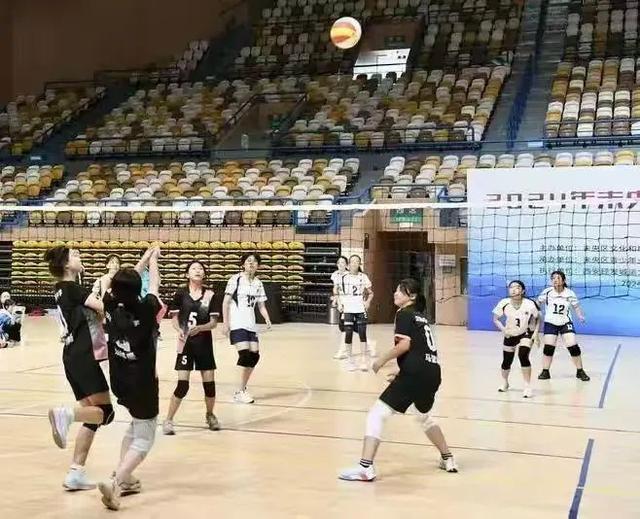 西安市西航二中教育集团汉都新苑中学体育社团风采展示(图8)