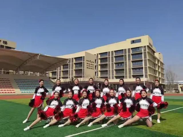 西安市西航二中教育集团汉都新苑中学体育社团风采展示(图14)