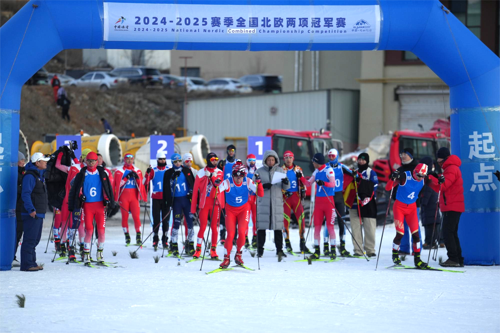 跳台展翅 雪道争雄!2024-2025全国北欧两项冠军赛圆满落幕(图1) 跳台展翅 雪道争雄!2024-2025全国北欧两项冠军赛圆满落幕(图1)