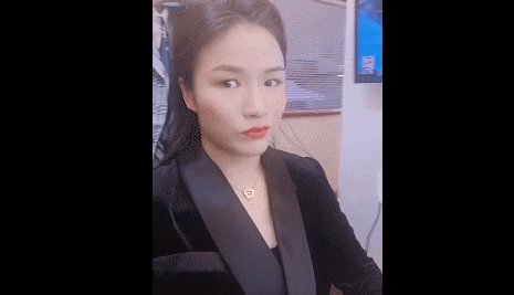 “格斗女王”张伟丽直播说对象不好找私信“爆炸”了每天好多“自荐”消息(图6)