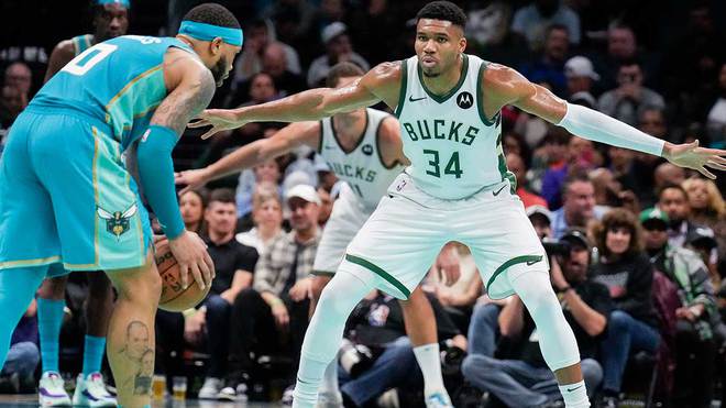 牛字母哥职业生涯10 大成就排名不仅仅是NBA荣誉满身(图4) 牛字母哥职业生涯10 大成就排名不仅仅是NBA荣誉满身(图4)