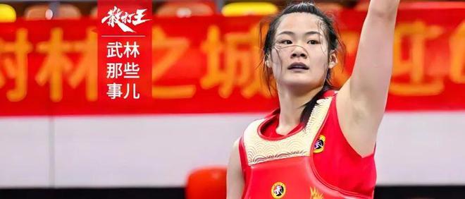 暴力踹翻对手!河南小妮鏖战三局巾帼女将上演热血对决(图1) 暴力踹翻对手!河南小妮鏖战三局巾帼女将上演热血对决(图1)