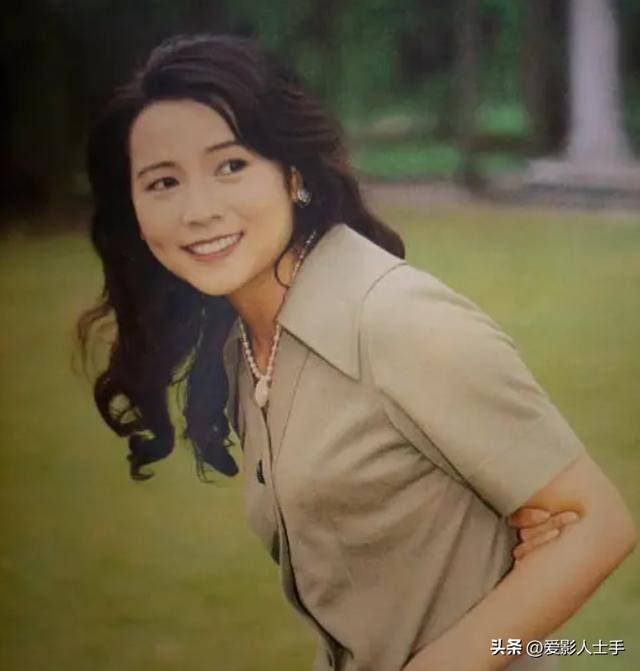 至今“无儿无女”的12位中老年女星未婚独居海外被丈夫抛弃(图1) 至今“无儿无女”的12位中老年女星未婚独居海外被丈夫抛弃(图1)