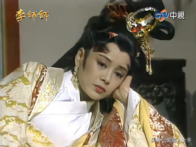 至今“无儿无女”的12位中老年女星未婚独居海外被丈夫抛弃(图8) 至今“无儿无女”的12位中老年女星未婚独居海外被丈夫抛弃(图8)