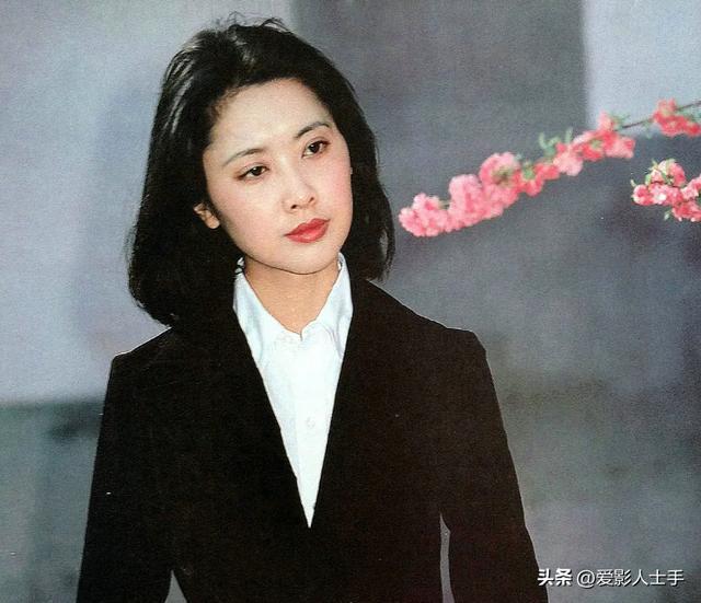 至今“无儿无女”的12位中老年女星未婚独居海外被丈夫抛弃(图15) 至今“无儿无女”的12位中老年女星未婚独居海外被丈夫抛弃(图15)